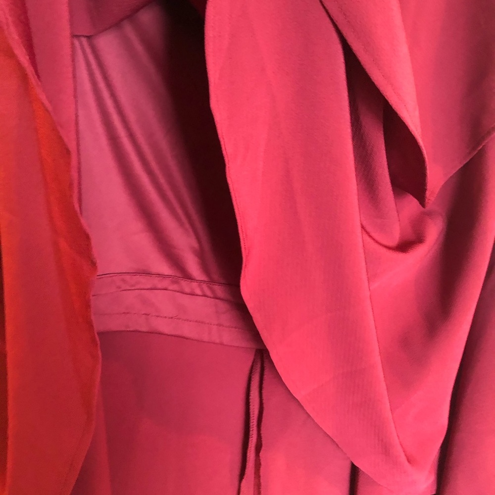 Express hi lo midi skirt - Picture 4 of 7